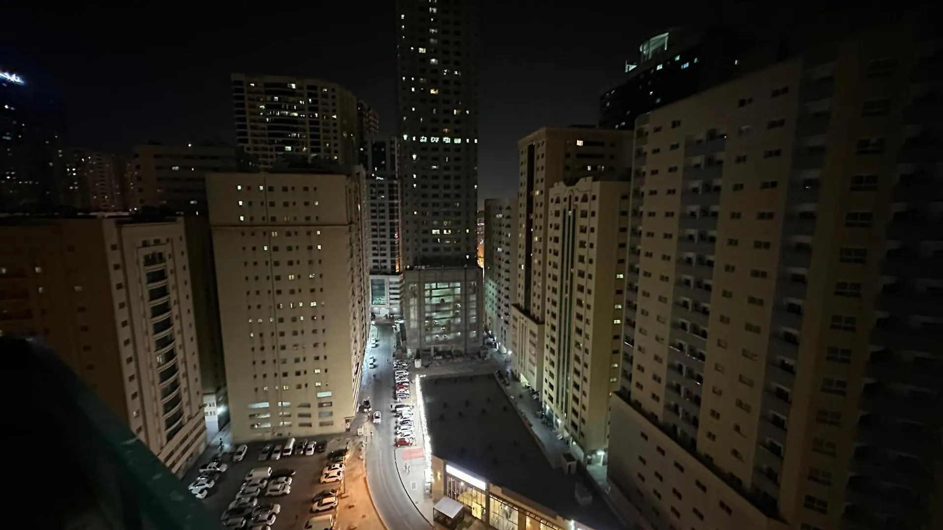 2Bhk Fully Furnished Apartment - Sharjah